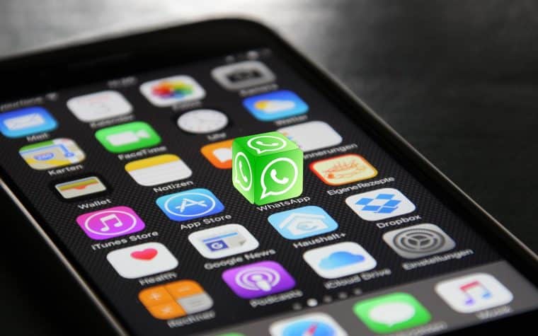 iphone-2037153_1280