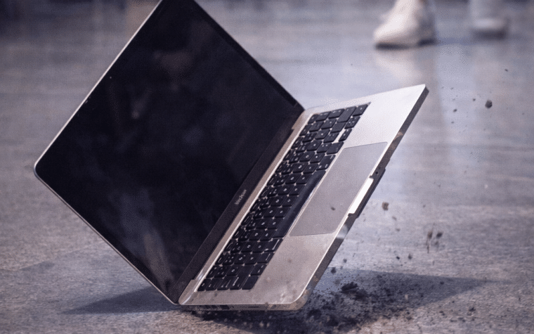 Mac tombé mais encore fonctionnel