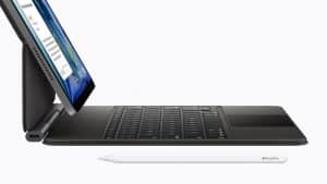 Apple-iPad-Air-M4-Magic-Keyboard-with-Apple-Pencil-Pro-260302_big.jpg.large