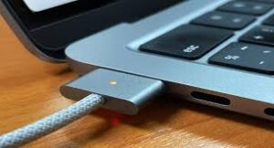 MacBook branché sur secteur